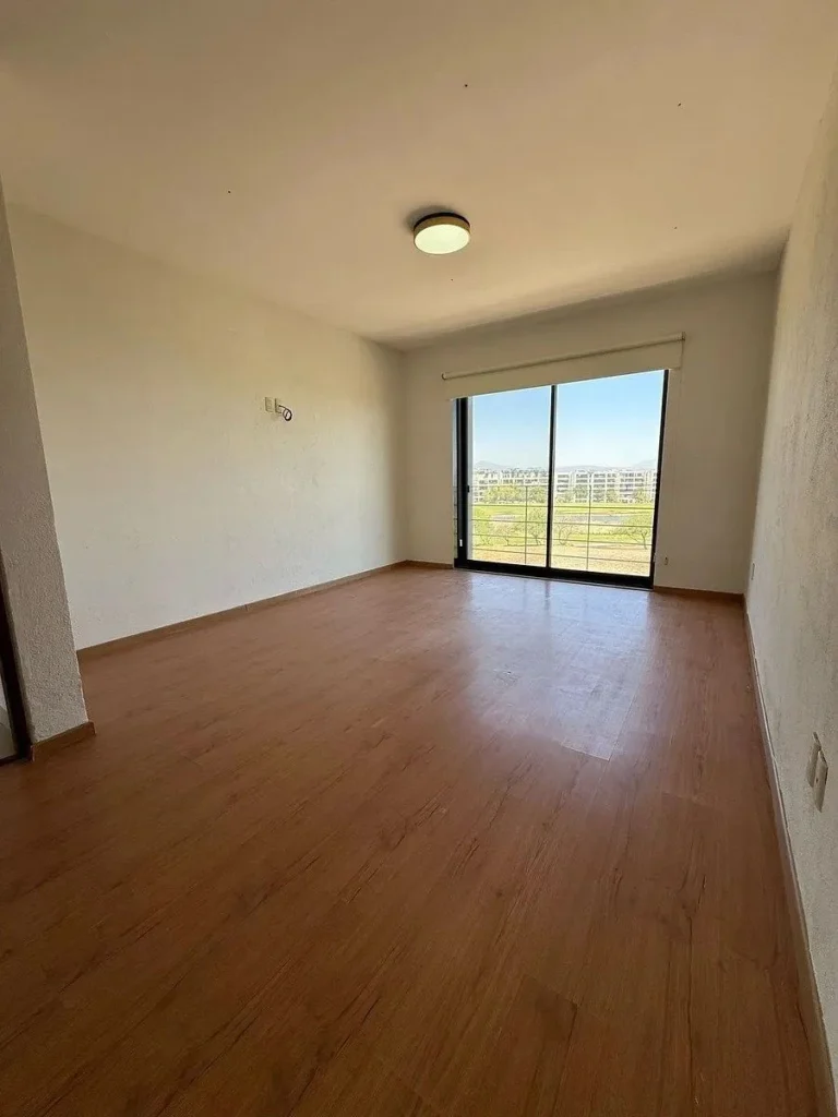 Departamento en Renta vista campo de Golf Zibatá Querétaro