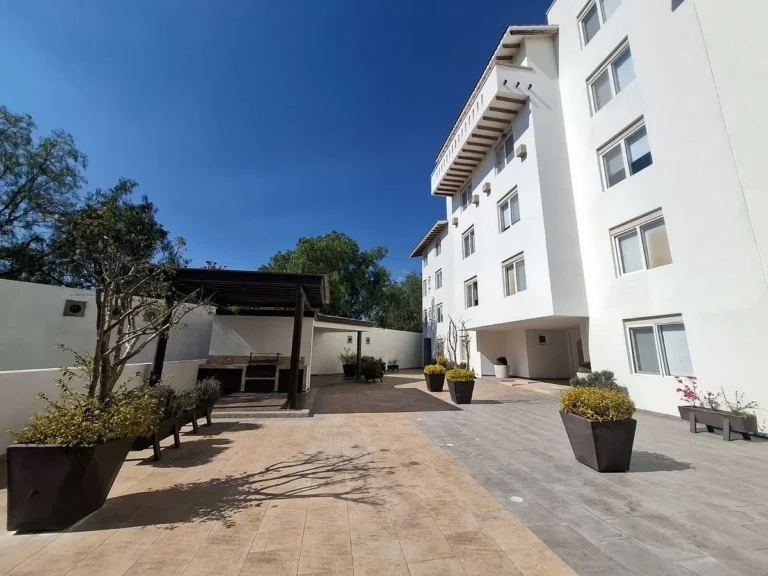 Departamento en Renta vista a golf Zibatá Querétaro