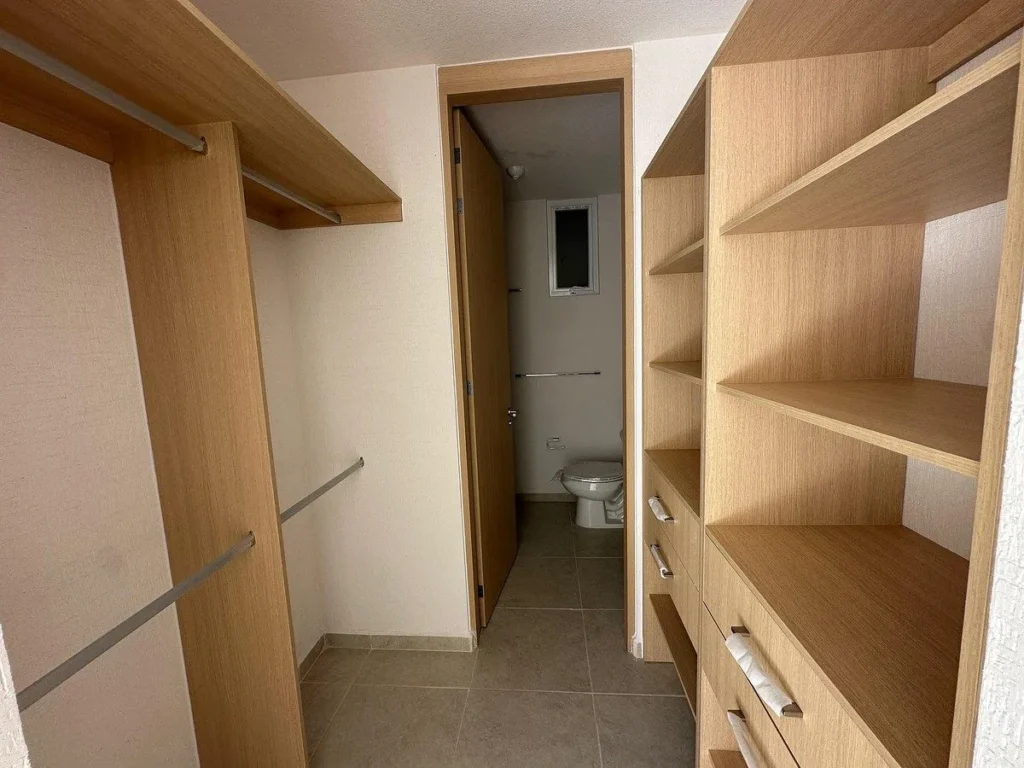 Departamento a estrenar en Zakia, Zaniah III