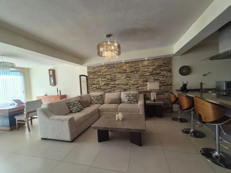 🏡 Casa en Venta – Cumbres de Juriquilla