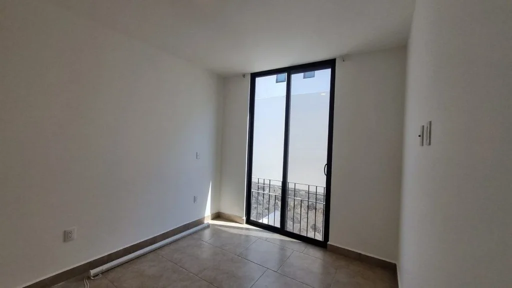 ¡OPORTUNIDAD! CASA EN VENTA EN SAMARE, ZIBATA, QUERETARO