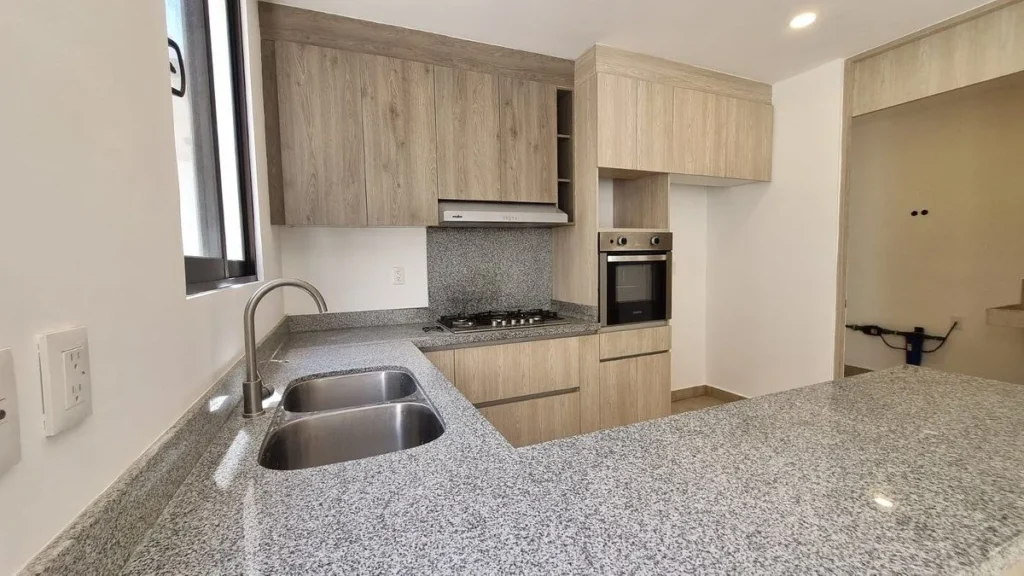 ¡OPORTUNIDAD! CASA EN VENTA EN SAMARE, ZIBATA, QUERETARO