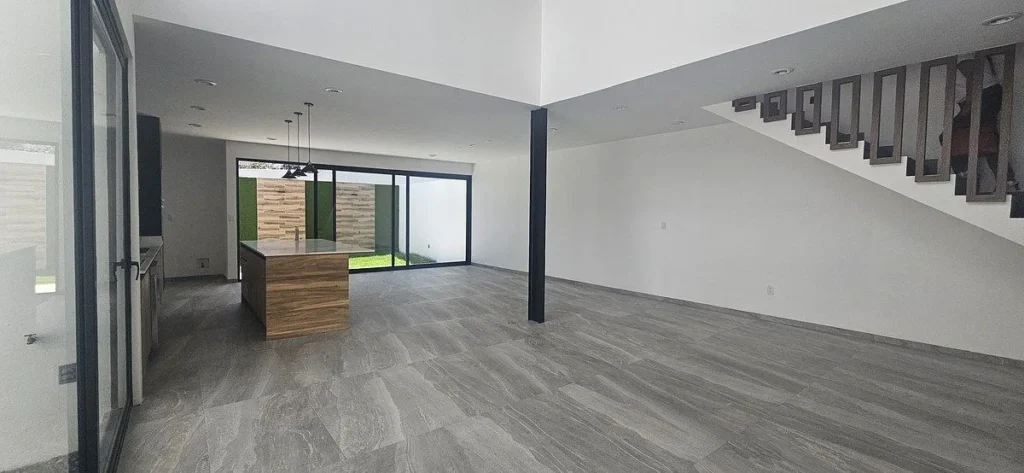 Casa en venta en Zibata con Alberca