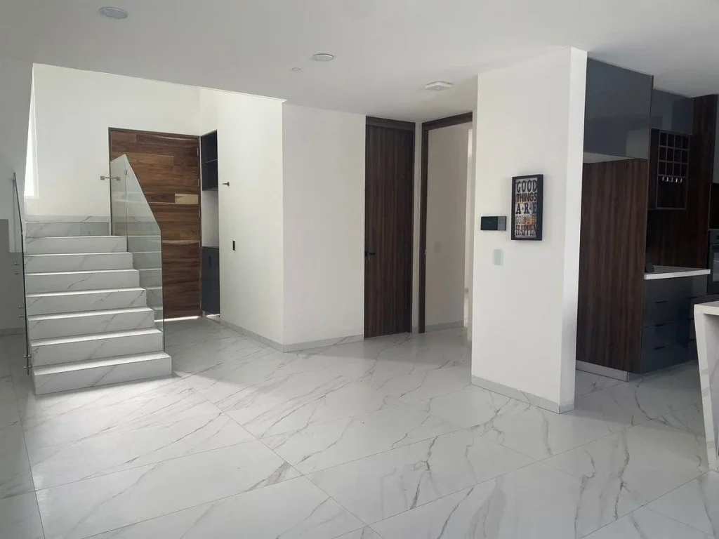 SE VENDE CASA NUEVA EN ZIBATA