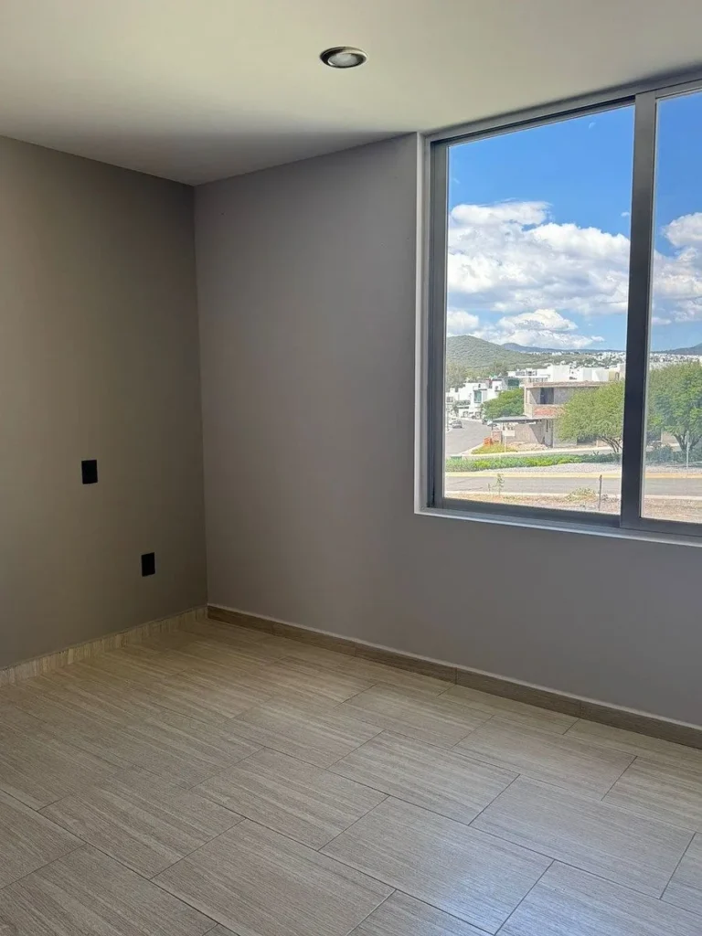 CASA EN VENTA, LOMAS DE JURIQUILLA ¡¡ IMPECABLE!!