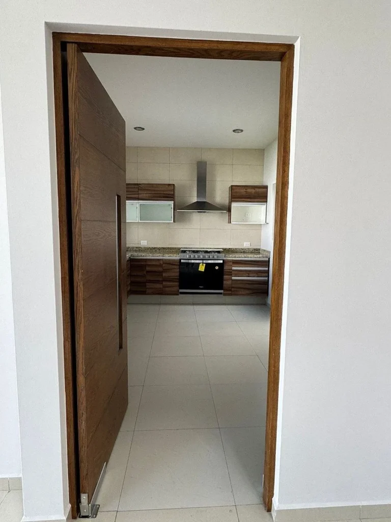 CASA EN VENTA, LOMAS DE JURIQUILLA ¡¡ IMPECABLE!!