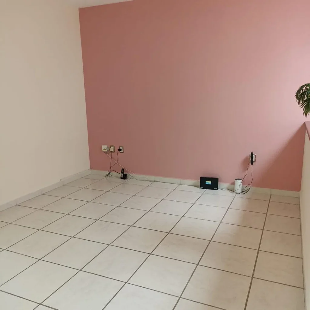 RENTA AMPLIA CASA EN CENTRO SUR
