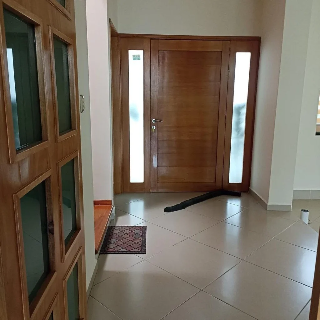 RENTA AMPLIA CASA EN CENTRO SUR