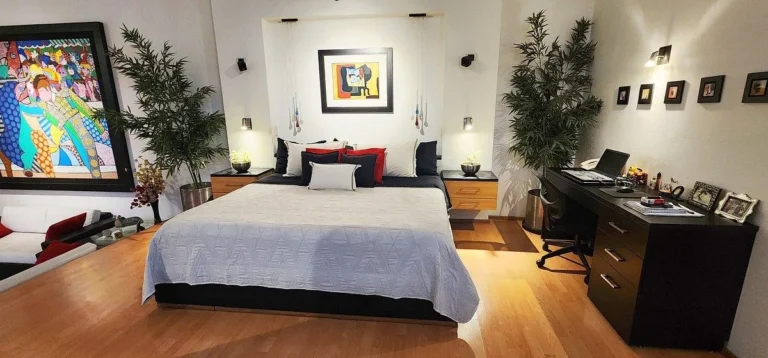CASA DE UNA SOLA PLANTA EN PUNTA JURIQUILLA QUERÉTARO