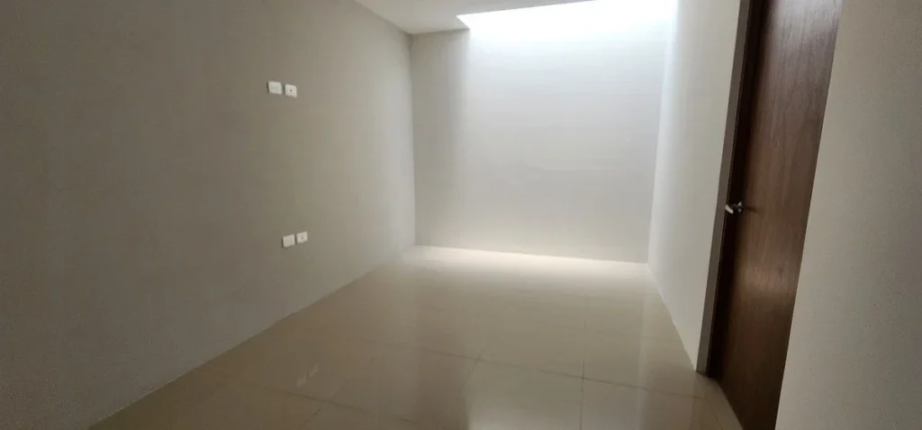 CASA DE OPORTUNIDAD EN VENTA EN PRIVADA EN ZIBATA EXCELENTE UBICACIÓN