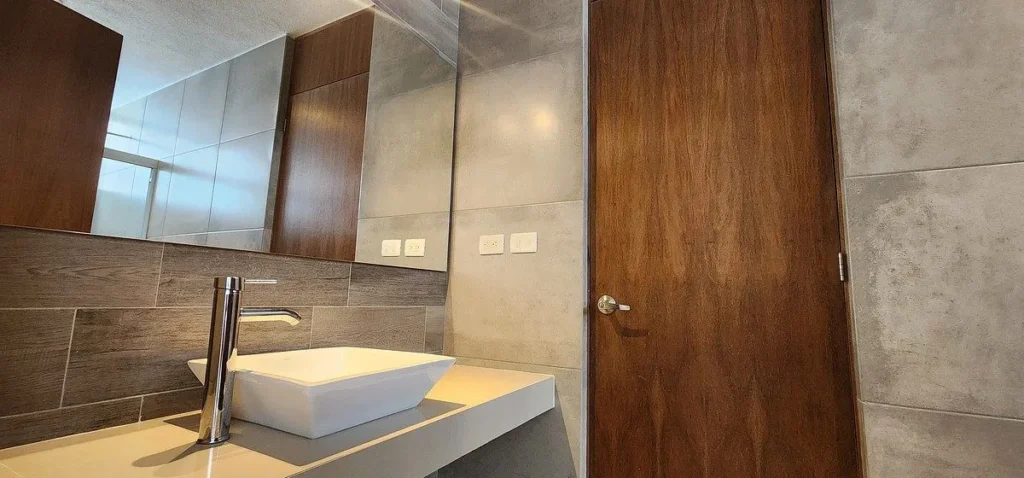 CASA DE OPORTUNIDAD EN VENTA EN PRIVADA EN ZIBATA EXCELENTE UBICACIÓN