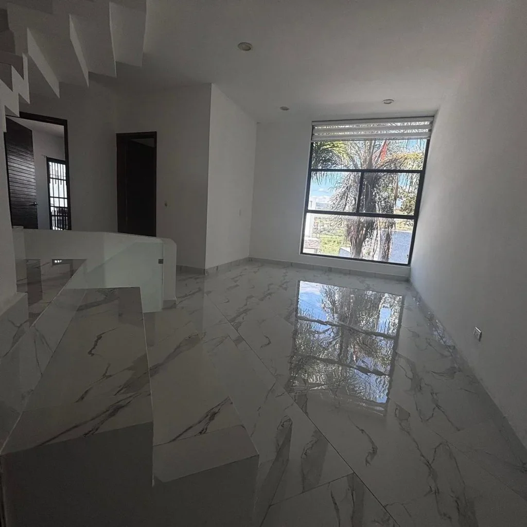 OPORTUNIDAD VENTA CASA CUMBRES DEL LAGO, JURIQUILLA
