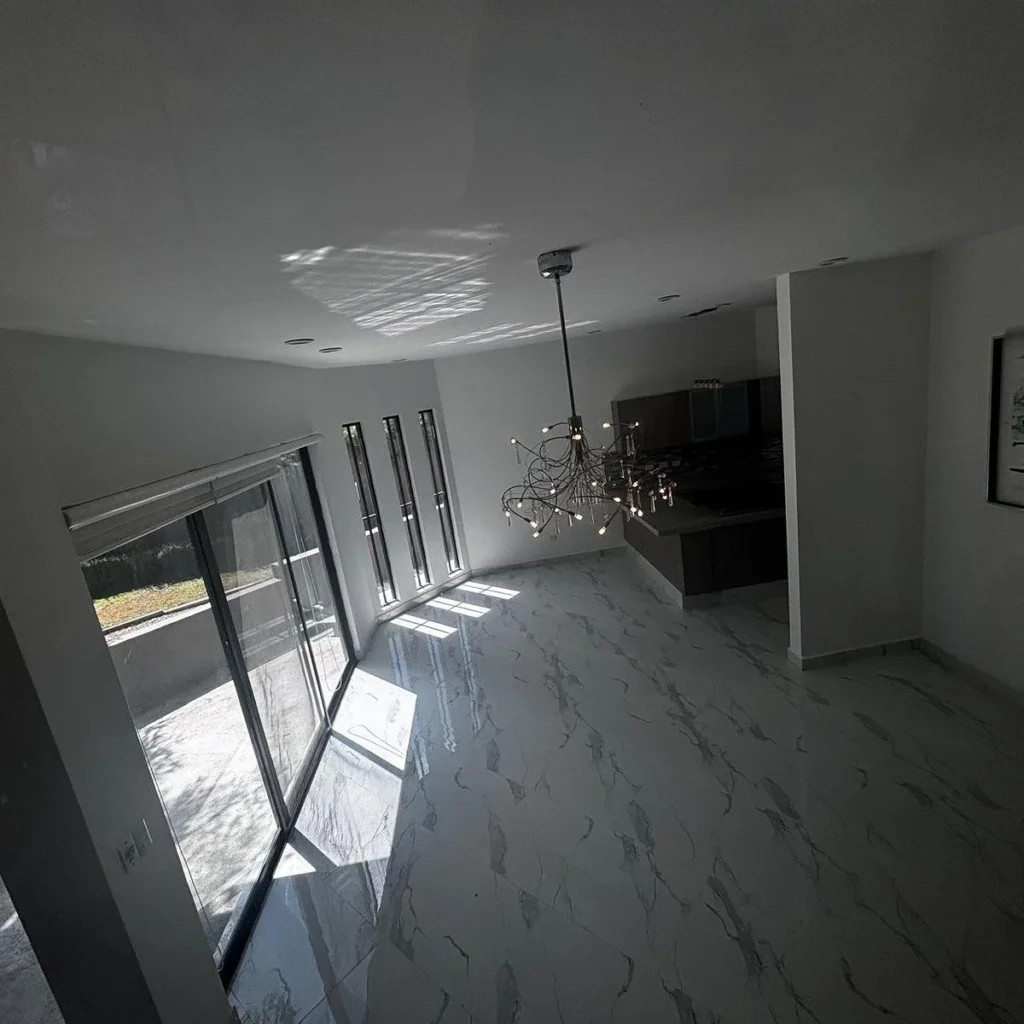OPORTUNIDAD VENTA CASA CUMBRES DEL LAGO, JURIQUILLA