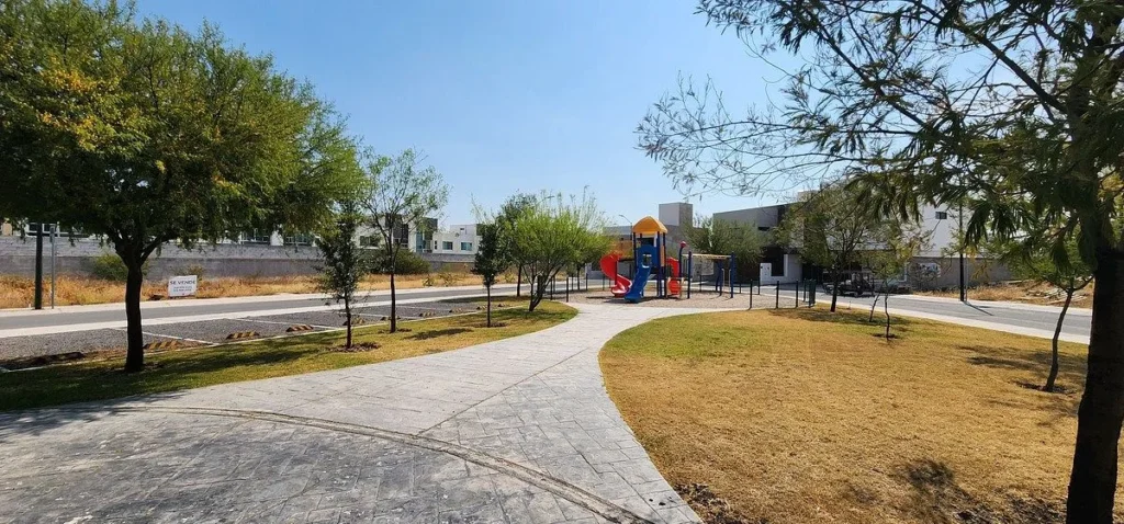 TERRENOS EN VENTA EN JURIQUILLA A MINUTOS DE PLAZA ANTEA