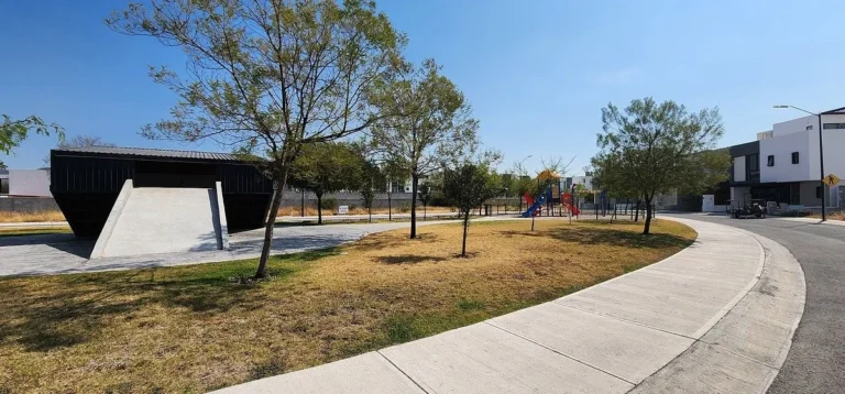 TERRENOS EN VENTA EN JURIQUILLA A MINUTOS DE PLAZA ANTEA