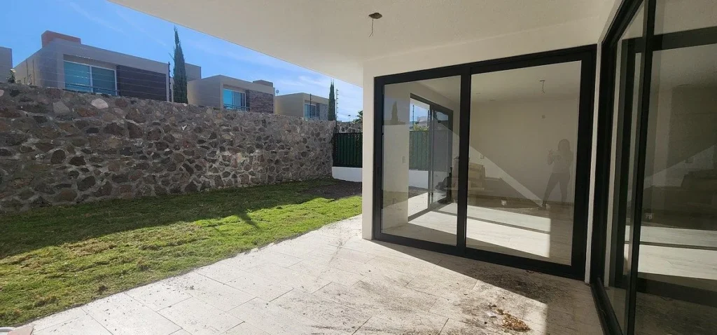 EXCLUSIVA RESIDENCIAL EN LA VISTA DONDE TENDRAS LUJO ESPACIO Y SEGURIDAD