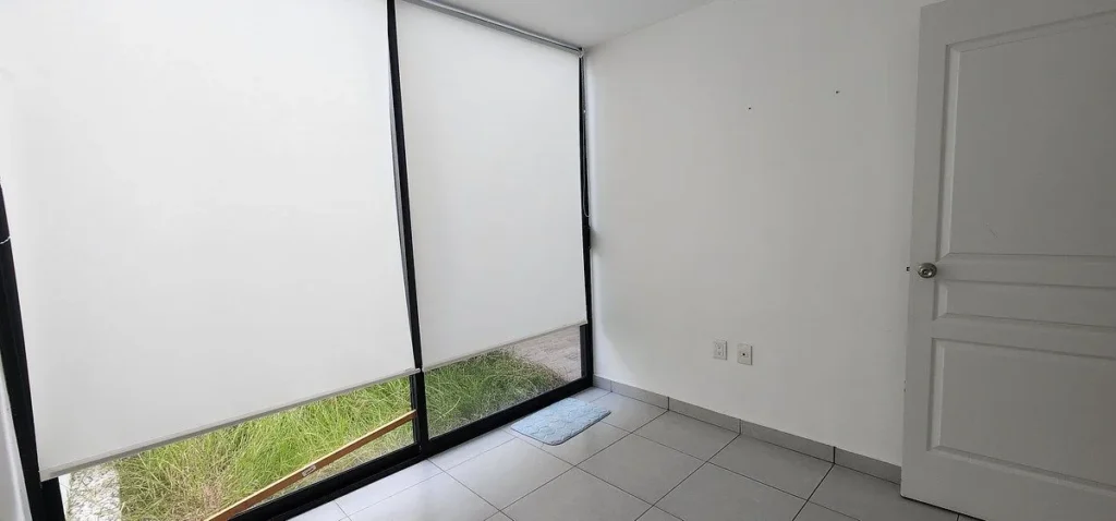 CASA EN RENTA CON RECAMARA EN PLANTA BAJA