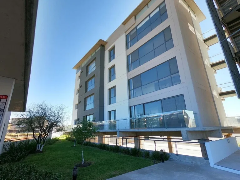 DEPARTAMENTO TIPO LOFT EN RENTA EN LA VISTA