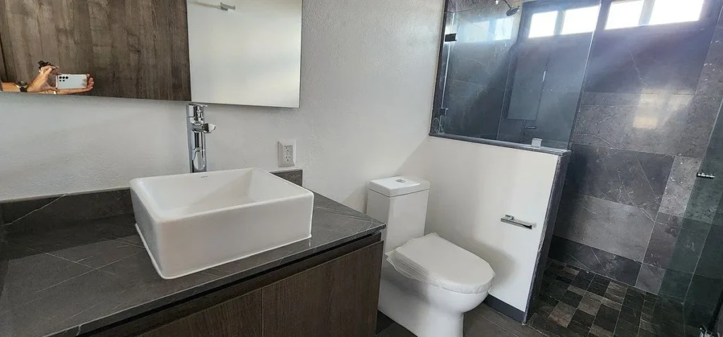 DEPARTAMENTO EN RENTA EN SIN AMUEBLAR EN LA VISTA EN PRIVADA