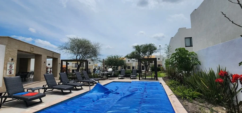 DEPARTAMENTO EN PLANTA BAJA EN CONDOMINIO CON AMENIDADES