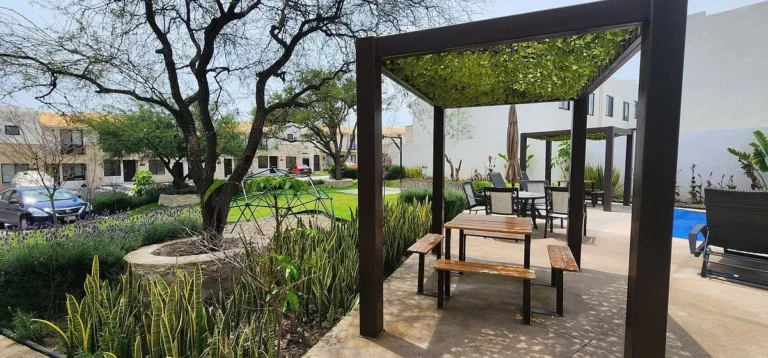 DEPARTAMENTO EN PLANTA BAJA EN CONDOMINIO CON AMENIDADES