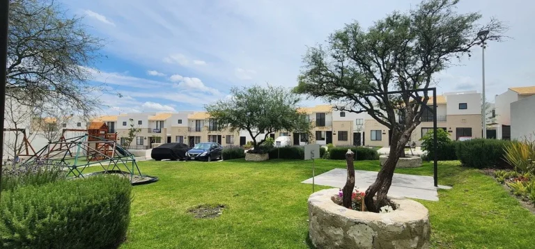 DEPARTAMENTO EN PLANTA BAJA EN CONDOMINIO CON AMENIDADES