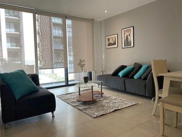 DEPARTAMENTO AMPLIO Y LUMINOSO EN VENTA LATITUD LA VICTORIA