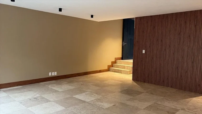 EXCLUSIVA CASA EN RENTA EN EL CAMPANARIO III