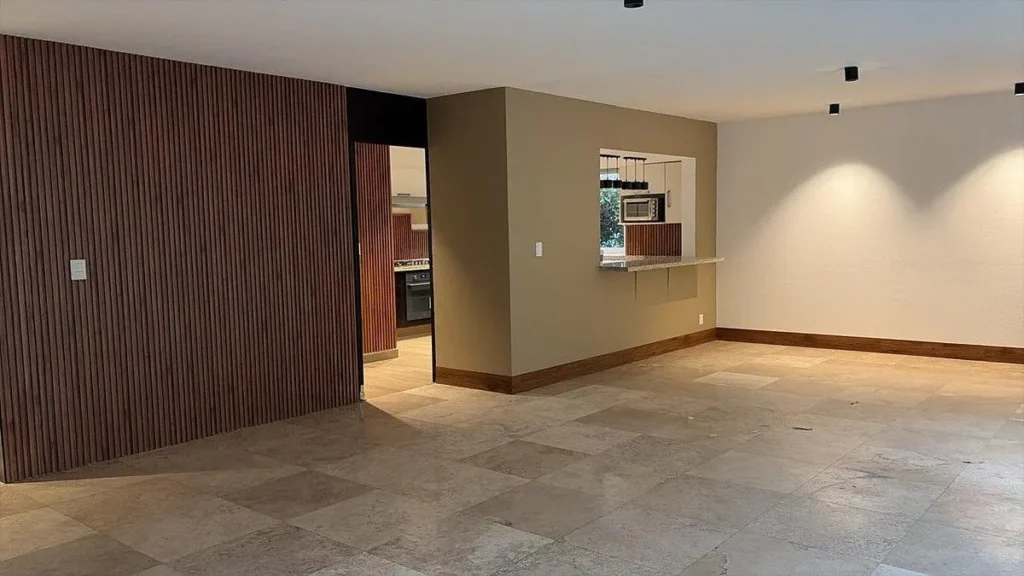 EXCLUSIVA CASA EN RENTA EN EL CAMPANARIO III