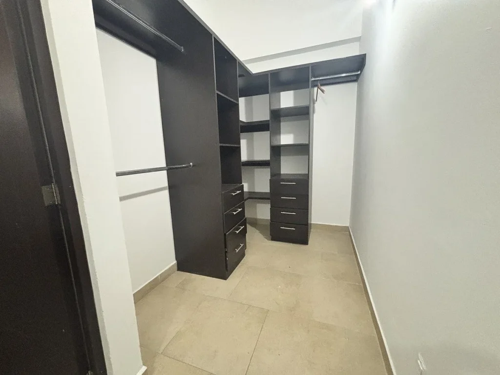 Casa en renta en condominio en Cumbres del Lago DR