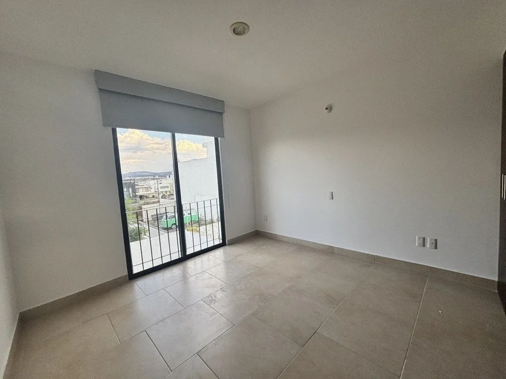 Casa en renta en condominio en Cumbres del Lago DR