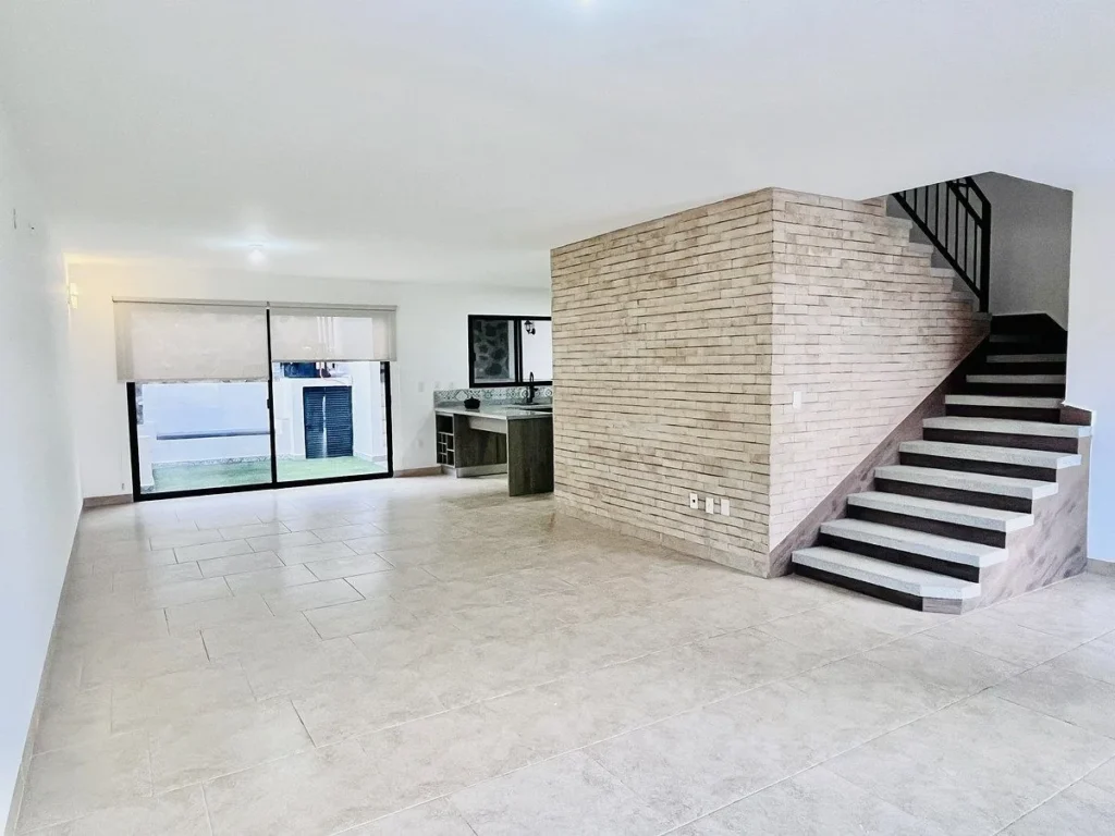 Casa en Renta con alberca en Samare, Zibatá