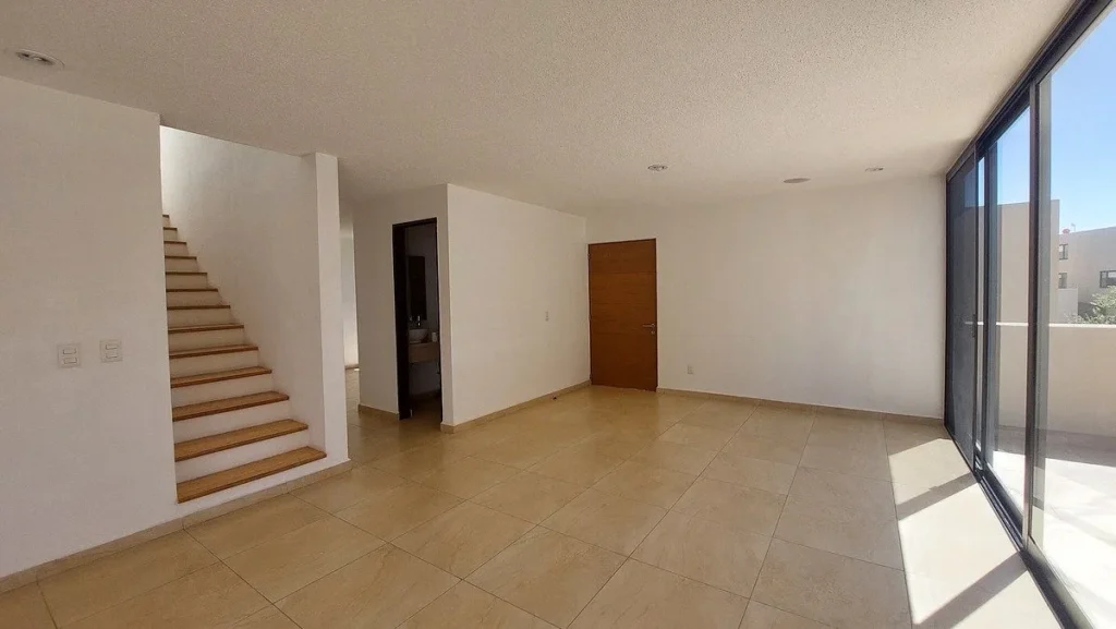 Renta de Townhouse en Insp Zibatá