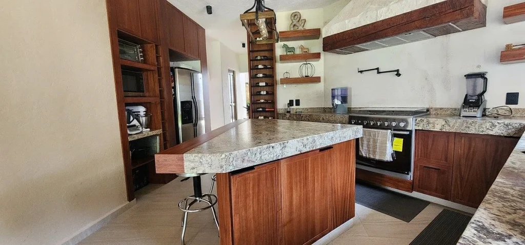 CASA EN VENTA EN BALVANERA GOLF & POLO COUNTRY CON VISTA AL CAMPO DE GOLF