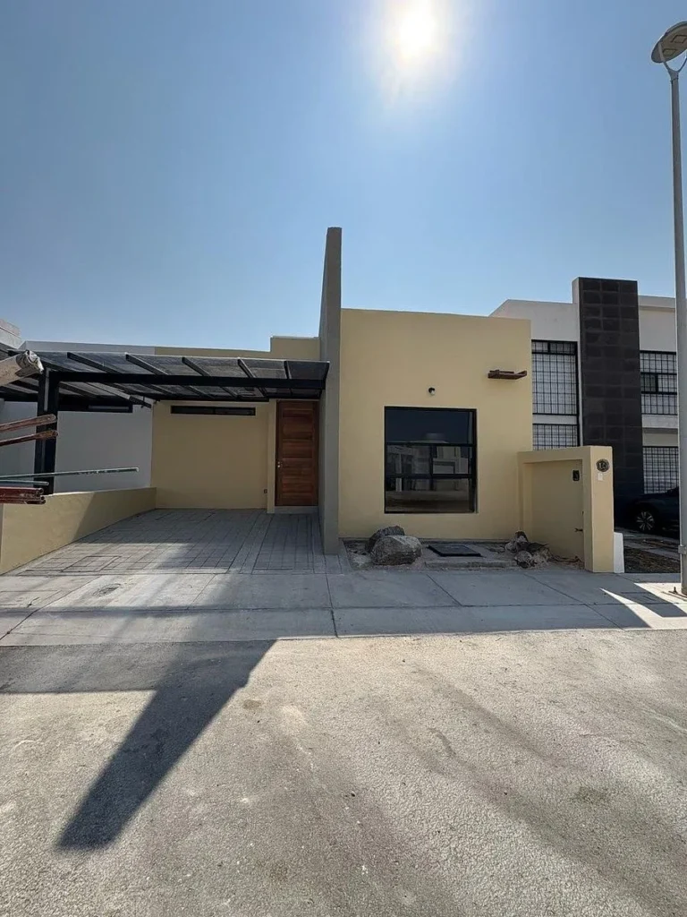 Casa de una planta en Zakia