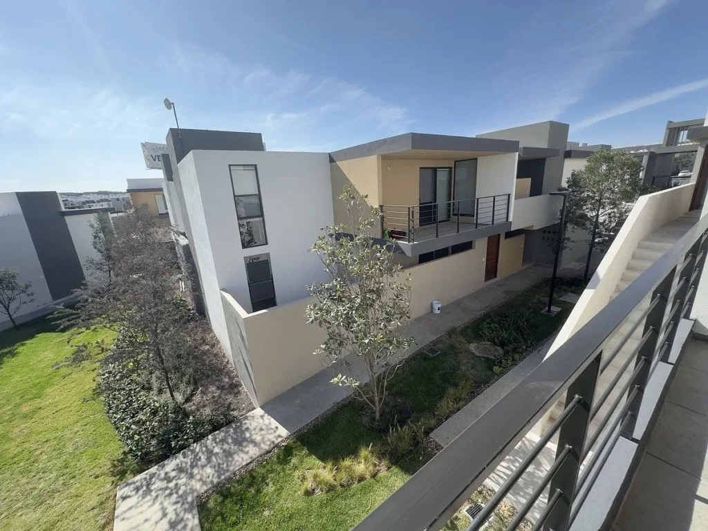 Departamento en Renta – Zakía (Zona Zire) Campello