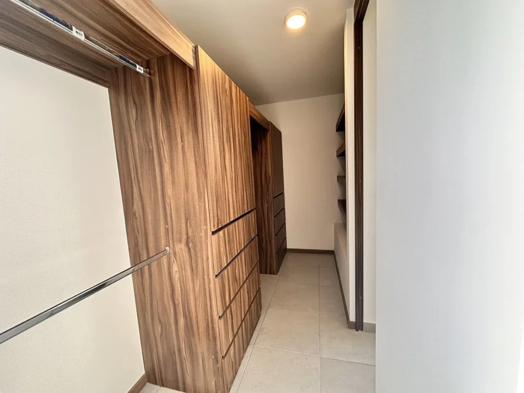 Casa moderna en venta en Zibata