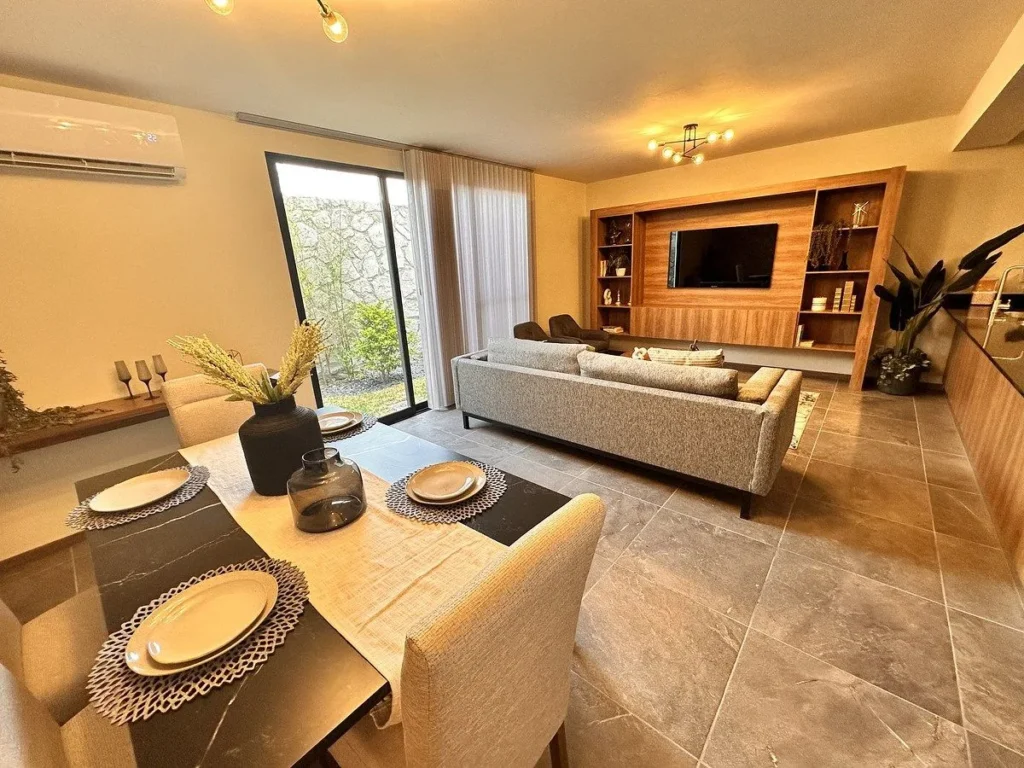 Casa moderna en venta en Zibata
