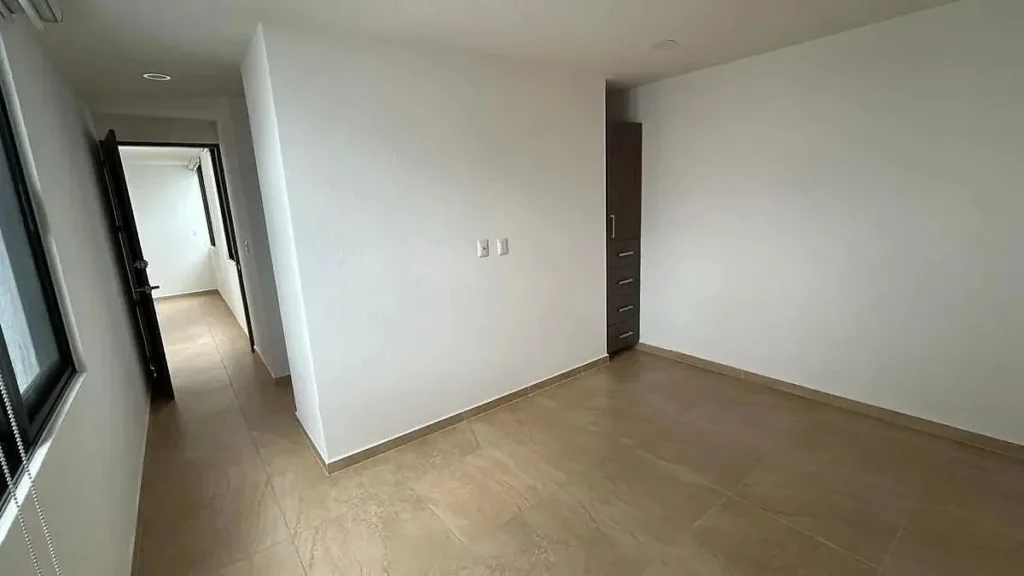 Casa Moderna en Renta en Altos Juriquilla – Excelentes Acabados y Amenidades Pre