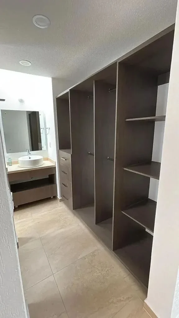 Casa Moderna en Renta en Altos Juriquilla – Excelentes Acabados y Amenidades Pre