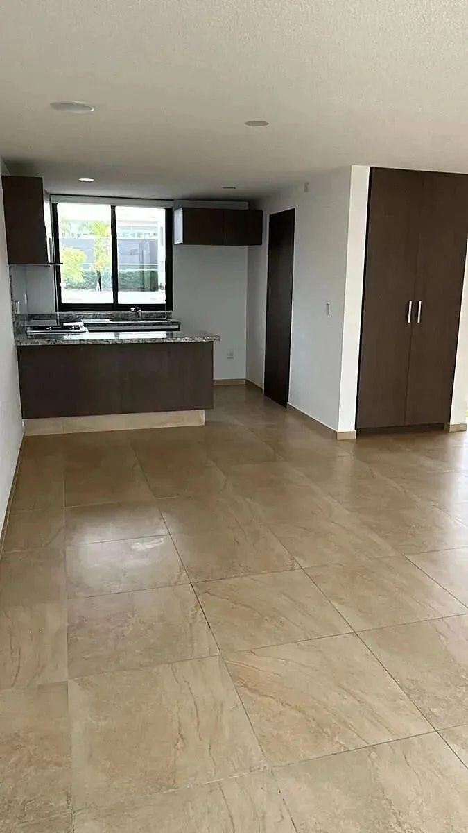 Casa Moderna en Renta en Altos Juriquilla – Excelentes Acabados y Amenidades Pre