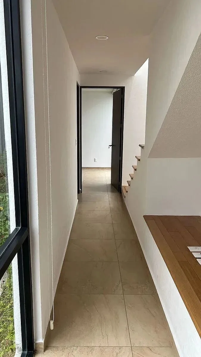 Casa Moderna en Renta en Altos Juriquilla – Excelentes Acabados y Amenidades Pre