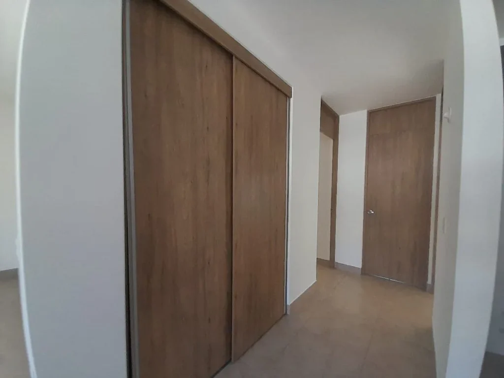 RENTA DE DEPARTAMENTO EN PB CON JARDÍN EXCEDENTE