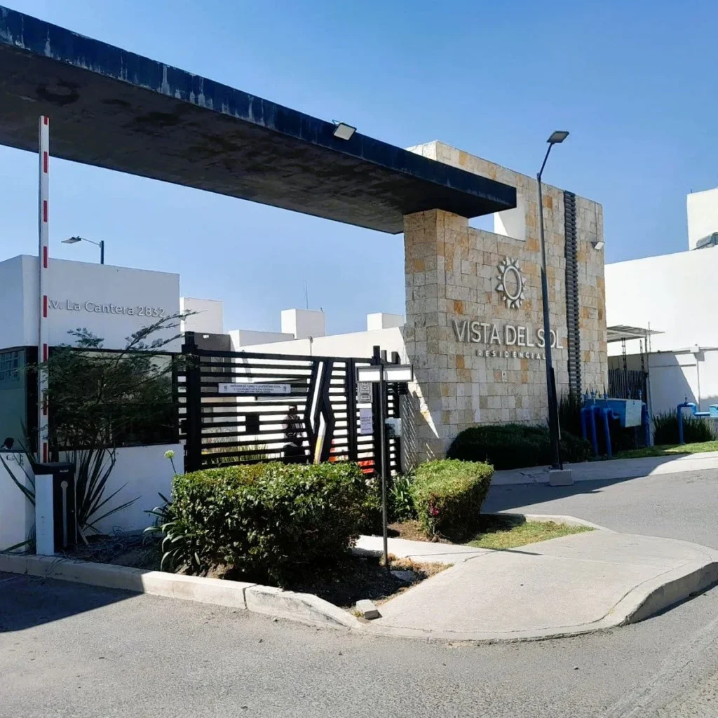 CASA EN VENTA EN VISTA DEL SOL