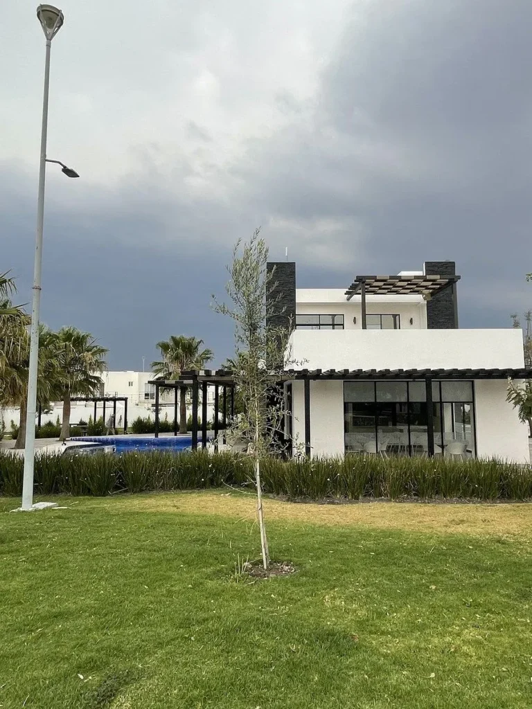 CASA EN VENTA EN ZAKIA