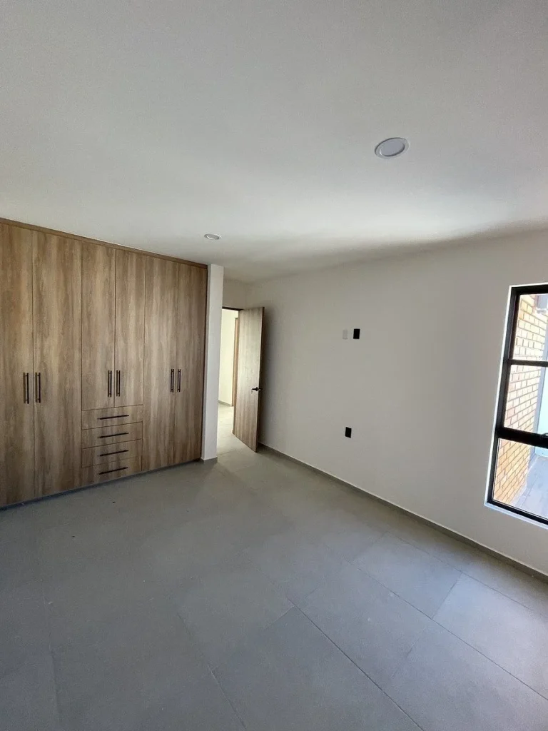 CASA EN VENTA EN ZIZANA