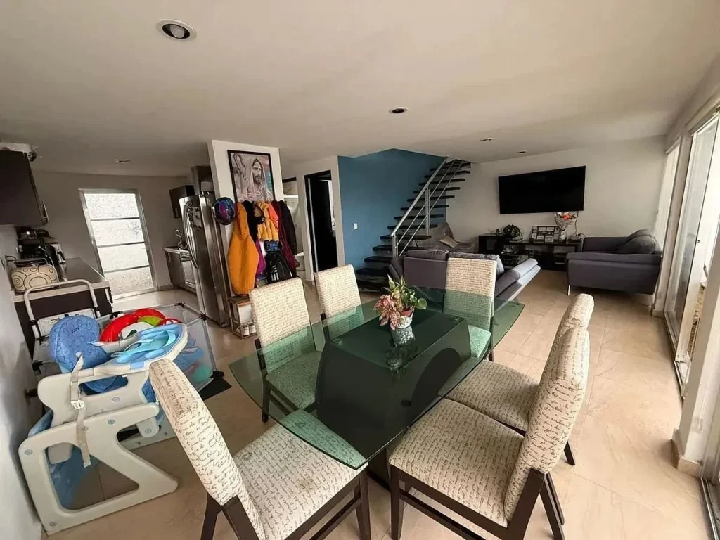 Casa en Venta o Renta – El Refugio con recámara en planta baja