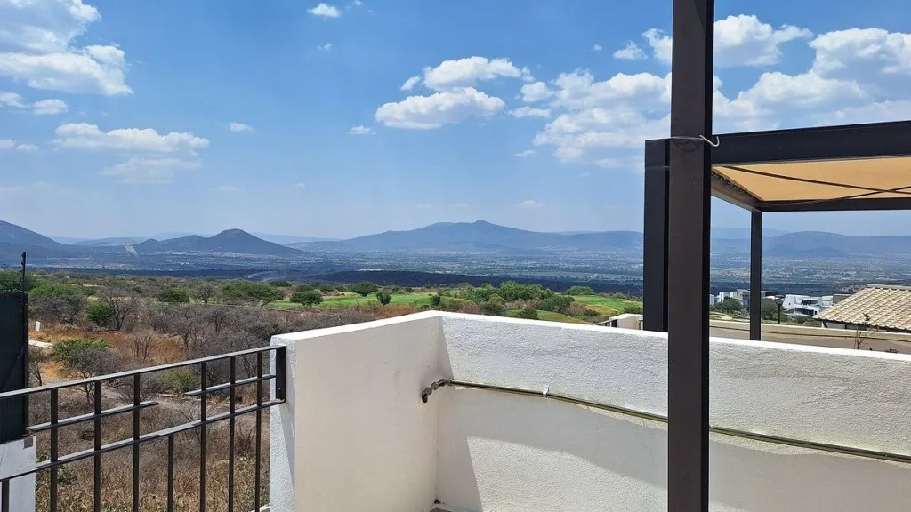 Casa Amueblada en Renta. Samare, Zibatá.