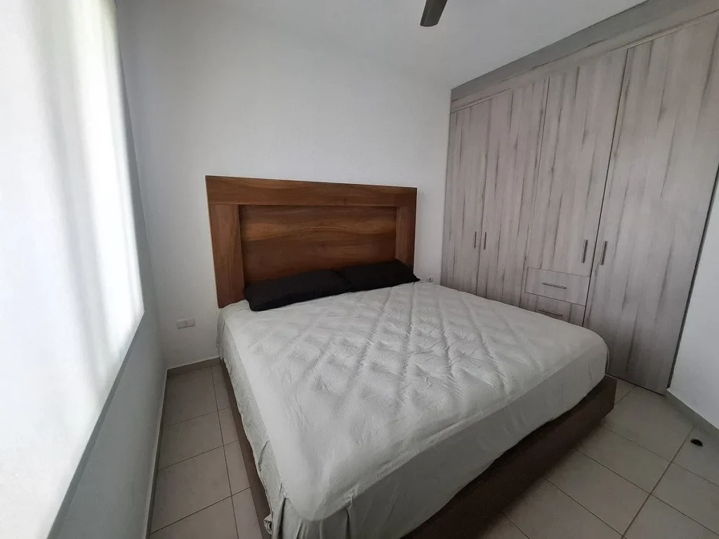 Renta de Departamento Amueblado en Paseos del Bosque, Corregidora