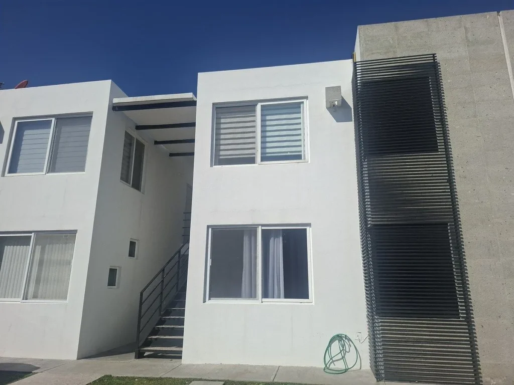Renta de Departamento Amueblado en Paseos del Bosque, Corregidora